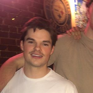 Meet your Posher, Andrew